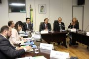 Conselhos de Competitividade de Comércio e de Serviços do Plano Brasil Maior se reúnem no MDIC